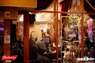 Budweiser Club presents Live Concert of Bowkylion at Chilling House Cafe — photo 102