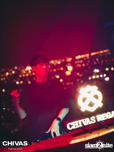 Halloween Party with FELIKS at Octave Rooftop Bar — photo 6