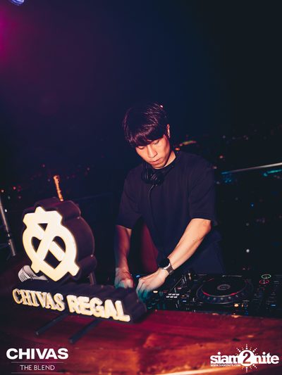 Halloween Party with FELIKS at Octave Rooftop Bar — photo 9