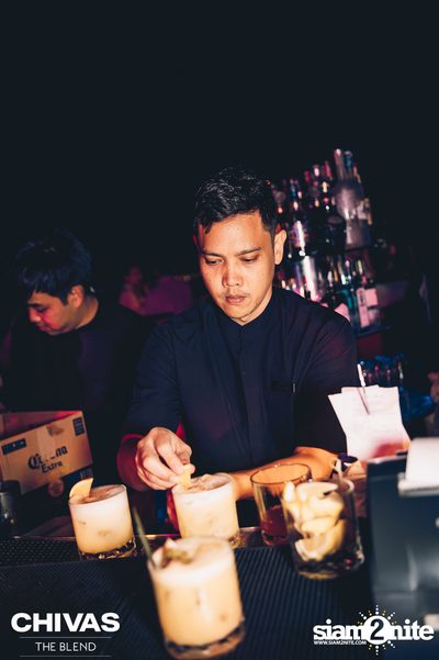 Halloween Party with FELIKS at Octave Rooftop Bar — photo 15