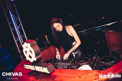 Halloween Party with FELIKS at Octave Rooftop Bar — photo 30