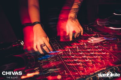 Halloween Party with FELIKS at Octave Rooftop Bar — photo 60