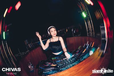 Hannah from Ultra Taiwan at Octave Rooftop Bar  — photo 8
