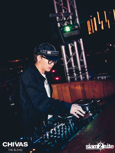 Hannah from Ultra Taiwan at Octave Rooftop Bar  — photo 27