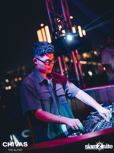 Hannah from Ultra Taiwan at Octave Rooftop Bar  — photo 61