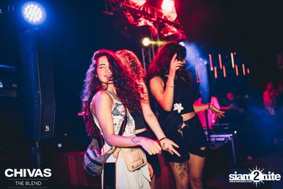 Hannah from Ultra Taiwan at Octave Rooftop Bar  — photo 64