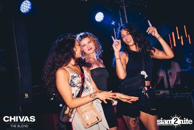Hannah from Ultra Taiwan at Octave Rooftop Bar  — photo 65