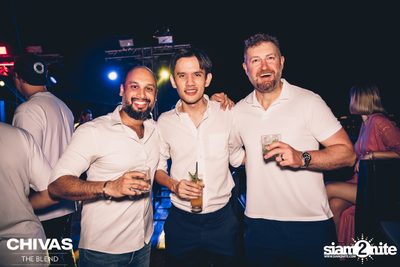 Hannah from Ultra Taiwan at Octave Rooftop Bar  — photo 68
