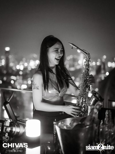Hannah from Ultra Taiwan at Octave Rooftop Bar  — photo 97