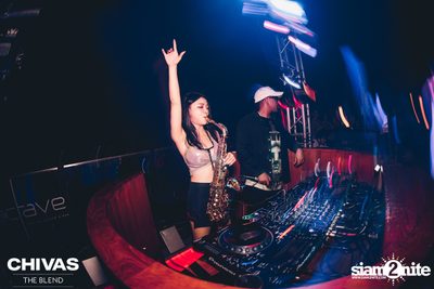 Hannah from Ultra Taiwan at Octave Rooftop Bar  — photo 146
