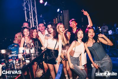 Hannah from Ultra Taiwan at Octave Rooftop Bar  — photo 148