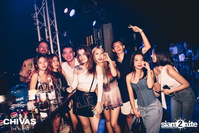 Hannah from Ultra Taiwan at Octave Rooftop Bar  — photo 149