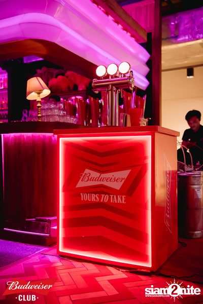 Budweiser Club presents Live Concert of Bowkylion at Chongjaroen Emsphere — photo 25