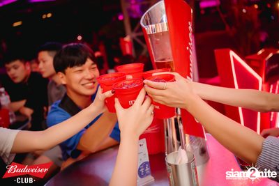 Budweiser Club presents Live Concert of Bowkylion at Chongjaroen Emsphere — photo 26