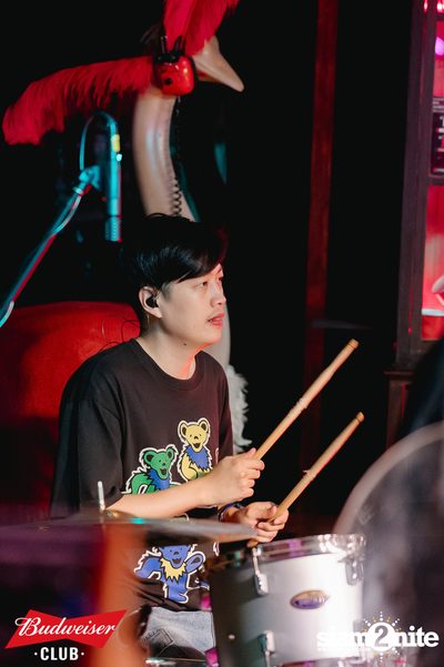 Budweiser Club presents Live Concert of Bowkylion at Chongjaroen Emsphere — photo 56