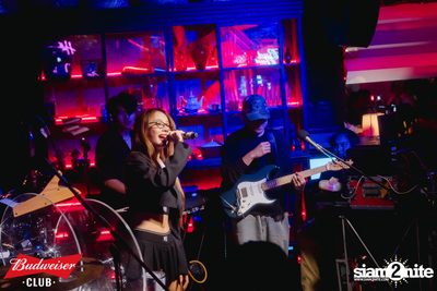Budweiser Club presents Live Concert of Bowkylion at Chongjaroen Emsphere — photo 138