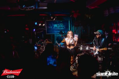Budweiser Club presents Live Concert of Bowkylion at Chongjaroen Emsphere — photo 144