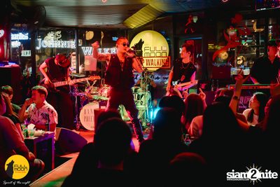 Bank Preeti Concert at Fullmoon Terrace & Bar — photo 111