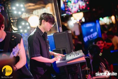 Bank Preeti Concert at Fullmoon Terrace & Bar — photo 172