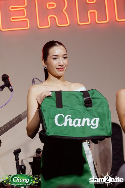 ภาพบรรยากาศงาน Chang Friend Day Fun Day presents Purpeech Live Concert ที่ SuperHit — photo 12
