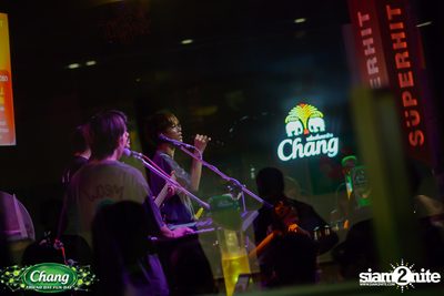 ภาพบรรยากาศงาน Chang Friend Day Fun Day presents Purpeech Live Concert ที่ SuperHit — photo 45