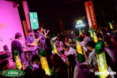 ภาพบรรยากาศงาน Chang Friend Day Fun Day presents Purpeech Live Concert ที่ SuperHit — photo 64