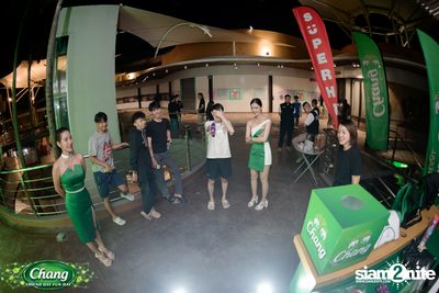 ภาพบรรยากาศงาน Chang Friend Day Fun Day presents Purpeech Live Concert ที่ SuperHit — photo 74