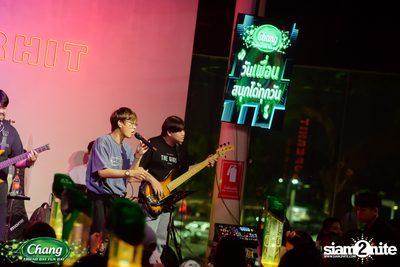 ภาพบรรยากาศงาน Chang Friend Day Fun Day presents Purpeech Live Concert ที่ SuperHit — photo 79
