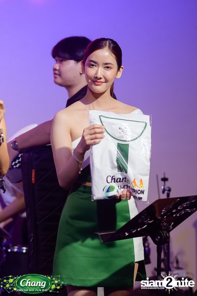 ภาพบรรยากาศงาน Chang Friend Day Fun Day presents Purpeech Live Concert ที่ SuperHit — photo 85