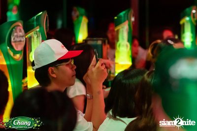 ภาพบรรยากาศงาน Chang Friend Day Fun Day presents Purpeech Live Concert ที่ SuperHit — photo 117