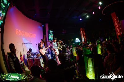 ภาพบรรยากาศงาน Chang Friend Day Fun Day presents Purpeech Live Concert ที่ SuperHit — photo 125