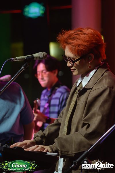 ภาพบรรยากาศงาน Chang Friend Day Fun Day presents Purpeech Live Concert ที่ SuperHit — photo 136