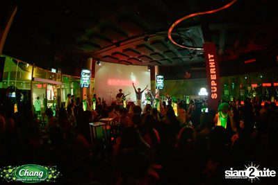 ภาพบรรยากาศงาน Chang Friend Day Fun Day presents Purpeech Live Concert ที่ SuperHit — photo 143