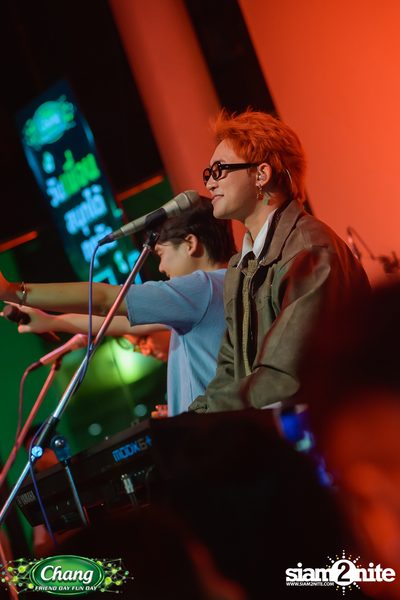 ภาพบรรยากาศงาน Chang Friend Day Fun Day presents Purpeech Live Concert ที่ SuperHit — photo 177