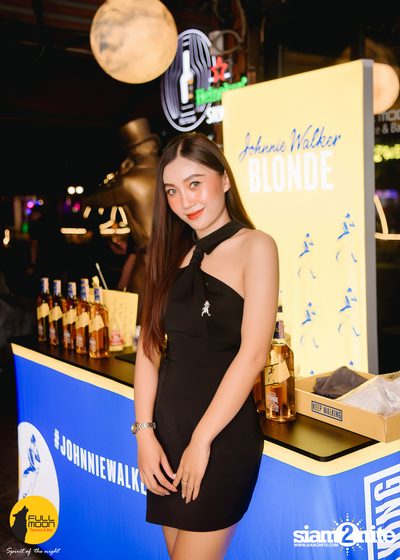 ภาพบรรยากาศงานคอนเสิร์ต Dr. Fuu ที่ Fullmoon Terrace & Bar — photo 9