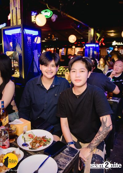 ภาพบรรยากาศงานคอนเสิร์ต Dr. Fuu ที่ Fullmoon Terrace & Bar — photo 22