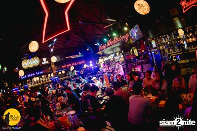 ภาพบรรยากาศงานคอนเสิร์ต Dr. Fuu ที่ Fullmoon Terrace & Bar — photo 38
