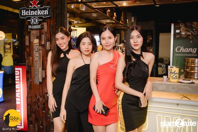 ภาพบรรยากาศงานคอนเสิร์ต Dr. Fuu ที่ Fullmoon Terrace & Bar — photo 61