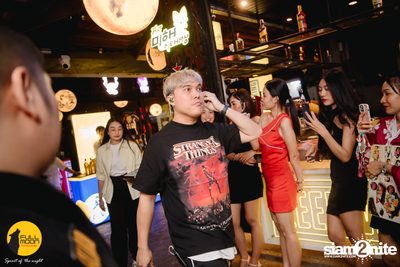 ภาพบรรยากาศงานคอนเสิร์ต Dr. Fuu ที่ Fullmoon Terrace & Bar — photo 62