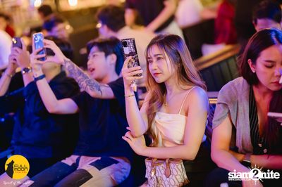 ภาพบรรยากาศงานคอนเสิร์ต Dr. Fuu ที่ Fullmoon Terrace & Bar — photo 66