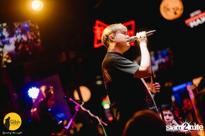 ภาพบรรยากาศงานคอนเสิร์ต Dr. Fuu ที่ Fullmoon Terrace & Bar — photo 78