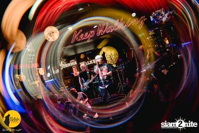 ภาพบรรยากาศงานคอนเสิร์ต Dr. Fuu ที่ Fullmoon Terrace & Bar — photo 80