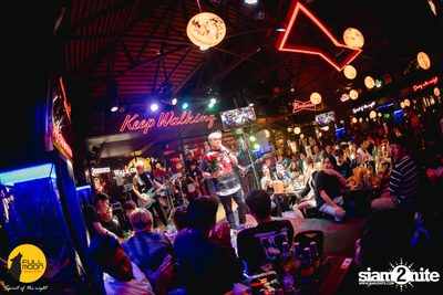 ภาพบรรยากาศงานคอนเสิร์ต Dr. Fuu ที่ Fullmoon Terrace & Bar — photo 88