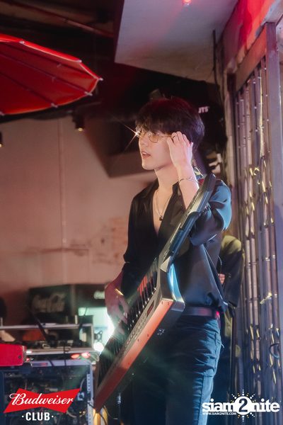 Mean concert at Tai Thun Tuek Bar — photo 67