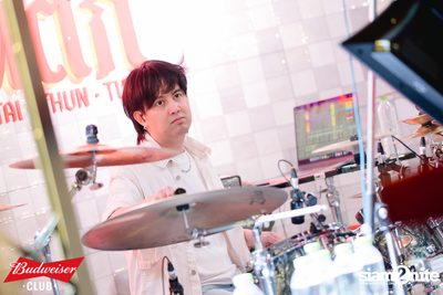 Mean concert at Tai Thun Tuek Bar — photo 73