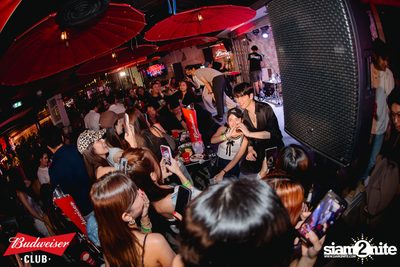 Mean concert at Tai Thun Tuek Bar — photo 131