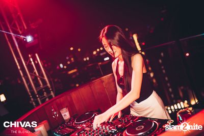 OCTAVE STATION #5 with Michael Powter at Octave Rooftop Bar — photo 3