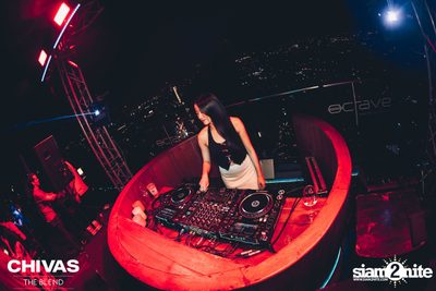 OCTAVE STATION #5 with Michael Powter at Octave Rooftop Bar — photo 6