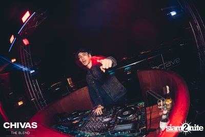 OCTAVE STATION #5 with Michael Powter at Octave Rooftop Bar — photo 92