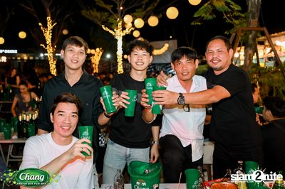 ภาพบรรยากาศงาน Chang Friend Day Fun Day presents Big Ass Live Concert ที่ Let's Bar & Bistro — photo 78